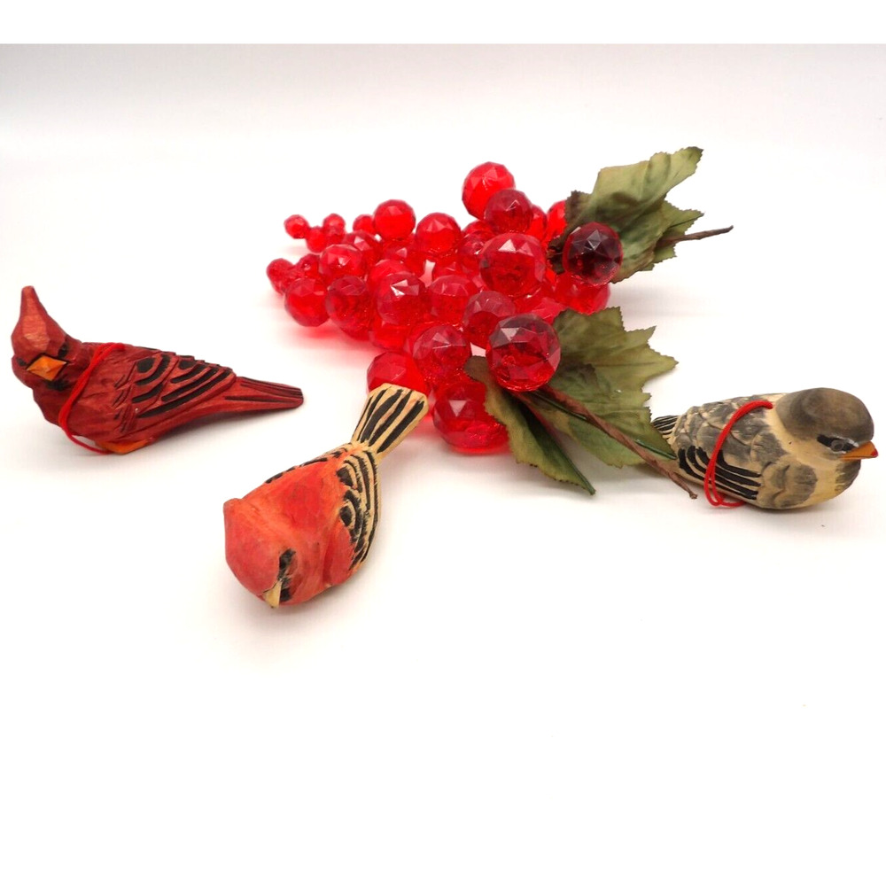 Vintage Faceted Red Acrylic Grape Cluster Faux Fruit Holiday Decor Pick 8"